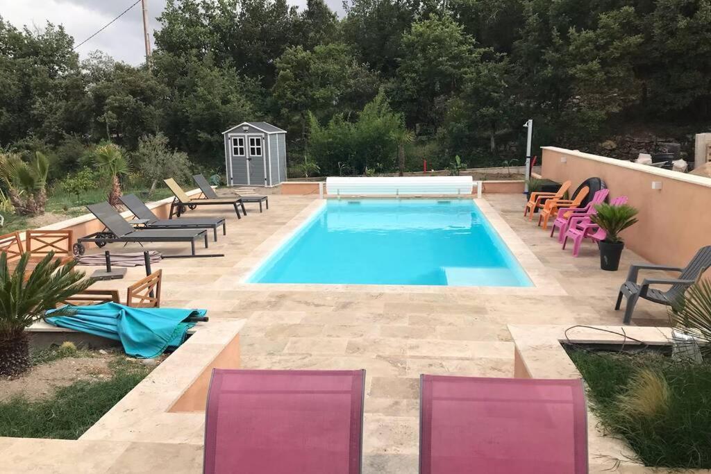 Logement attenant à une villa T2 avec terrasse . Besse-sur-Issole Esterno foto